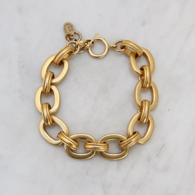 Small Textured & Large Plain Oval Heavy Link Bracel