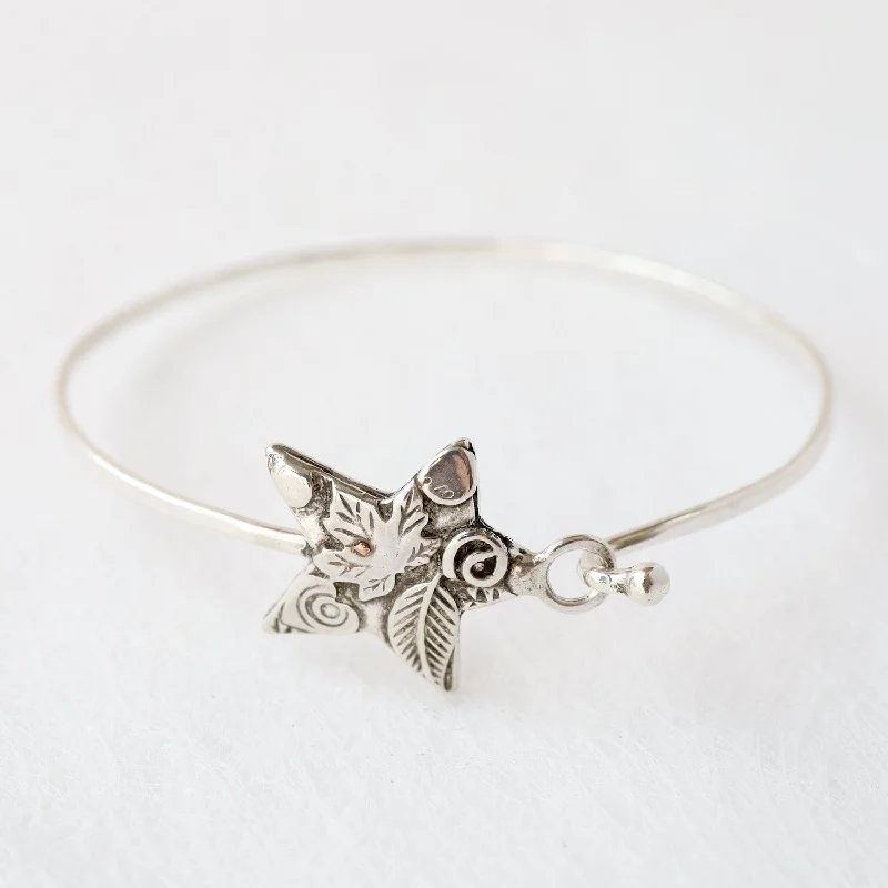 Sterling Silver Bangle with Leafy Star Catch