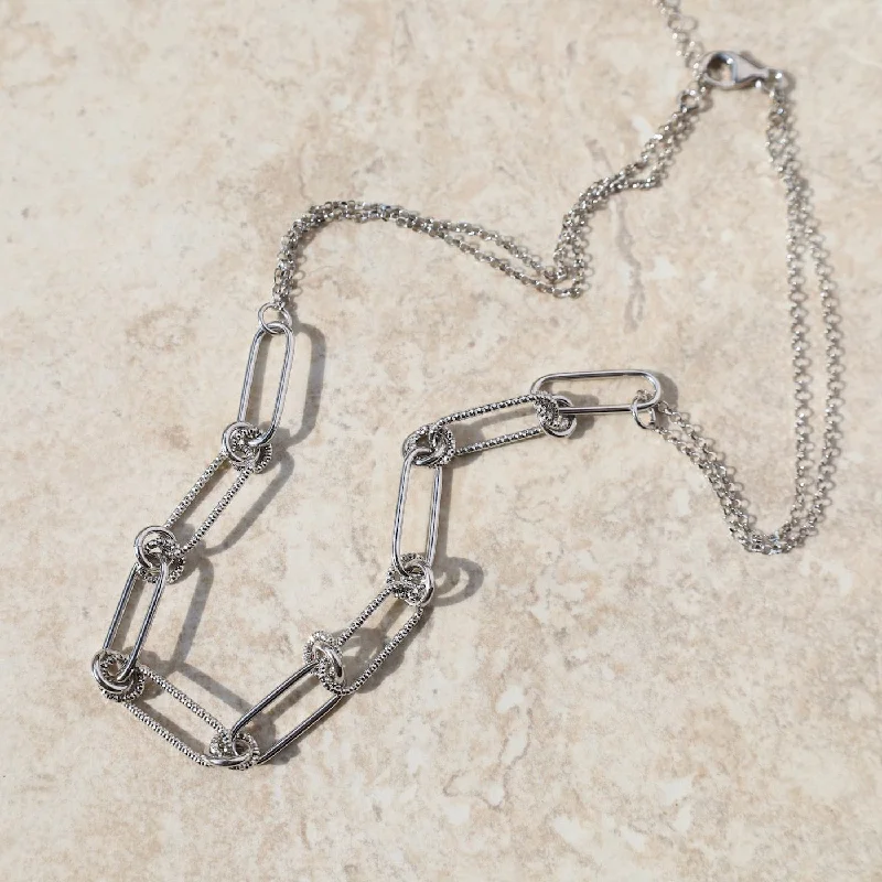 Smooth & Textured Paperclip Necklace